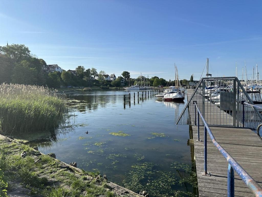 Urlaub In Einer Historischen Wassermuehle An Der Trave Любек Экстерьер фото